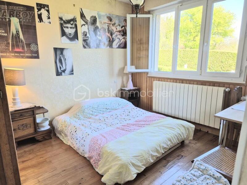 Maison traditionnelle - 136 m² - 7 pièces