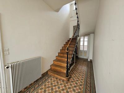 Maison - 200 m² - 9 pièces