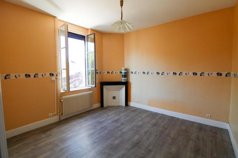 Maison - 251 m² - 12 pièces