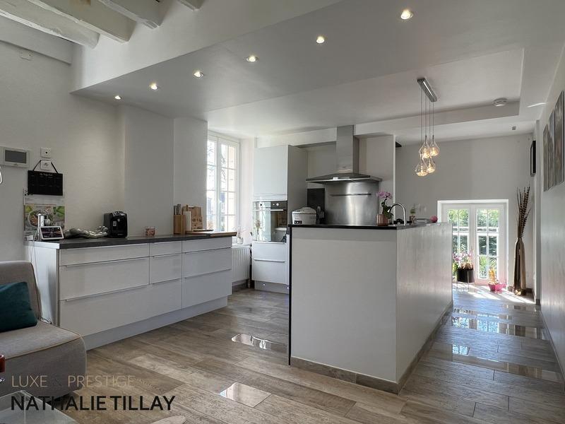 Propriété - 350 m² - 12 pièces