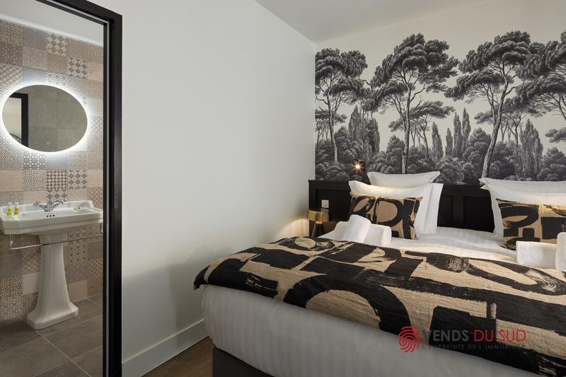 Maison de maîtres - 895 m² - 24 pièces