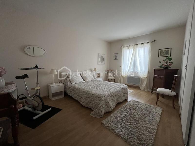 Maison ancienne - 180 m² - 5 pièces