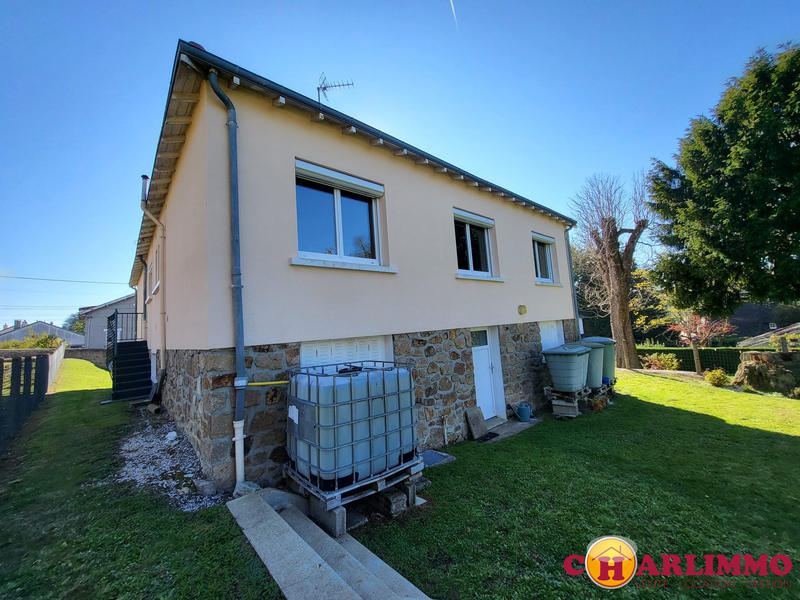 Maison traditionnelle - 99 m² - 5 pièces