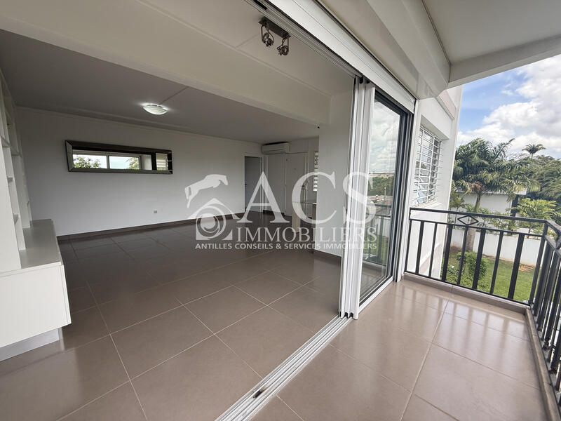 Appartement - 104 m² - 3 pièces