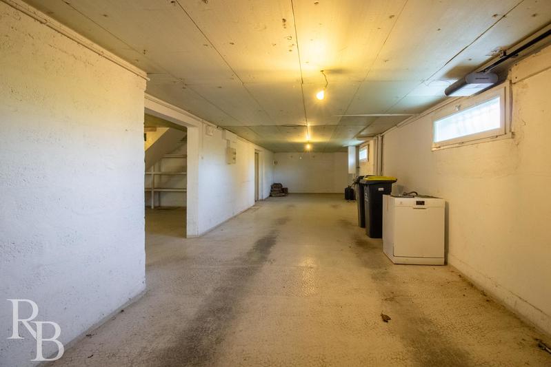 Maison - 168 m² - 7 pièces