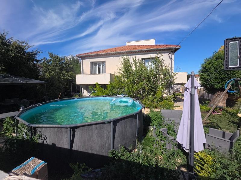 Maison - 83 m² - 5 pièces