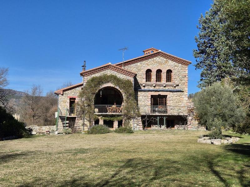 Demeure - 308 m² - 10 pièces