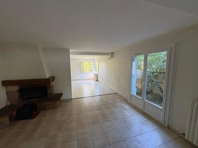 Maison - 206 m² - 6 pièces