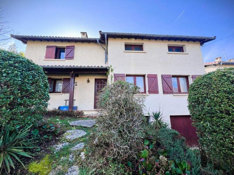 Maison - 161 m² - 7 pièces