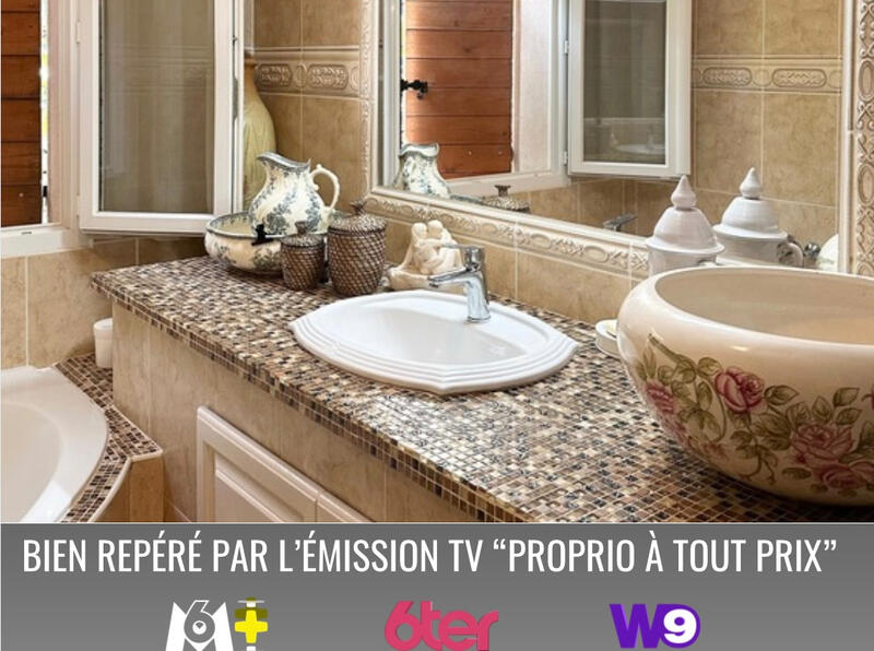 Maison - 365 m² - 15 pièces