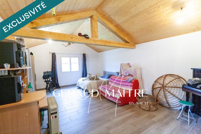 Maison - 236 m² - 11 pièces