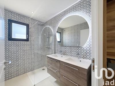 Maison - 136 m² - 5 pièces