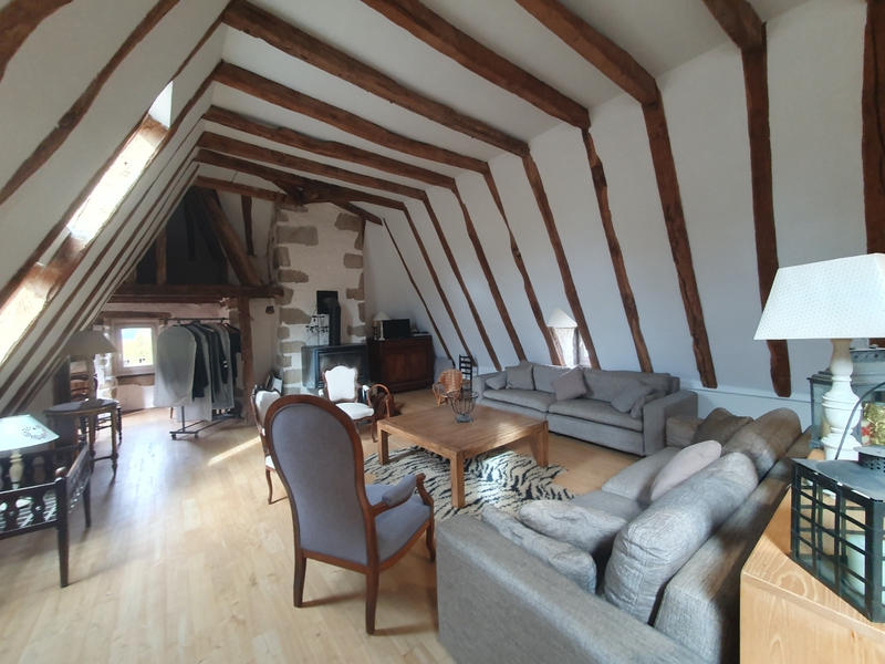 Propriété - 237 m² - 7 pièces