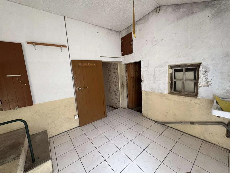 Appartement - 93 m² - 5 pièces