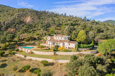 Villa - 450 m² - 14 pièces