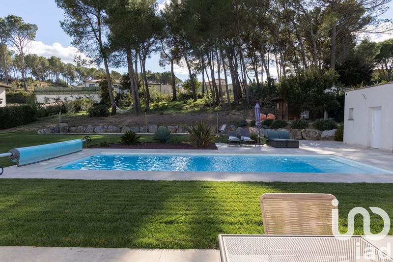 Maison - 198 m² - 6 pièces