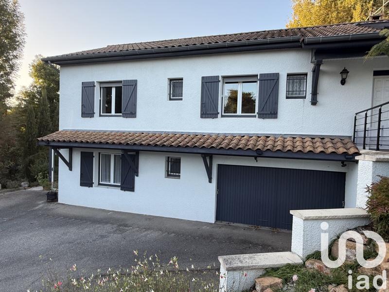 Maison - 184 m² - 7 pièces