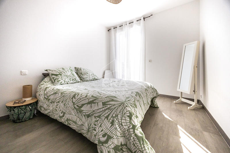 Maison - 254 m² - 6 pièces