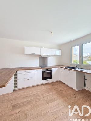 Maison - 87 m² - 4 pièces