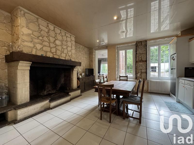 Maison - 207 m² - 7 pièces