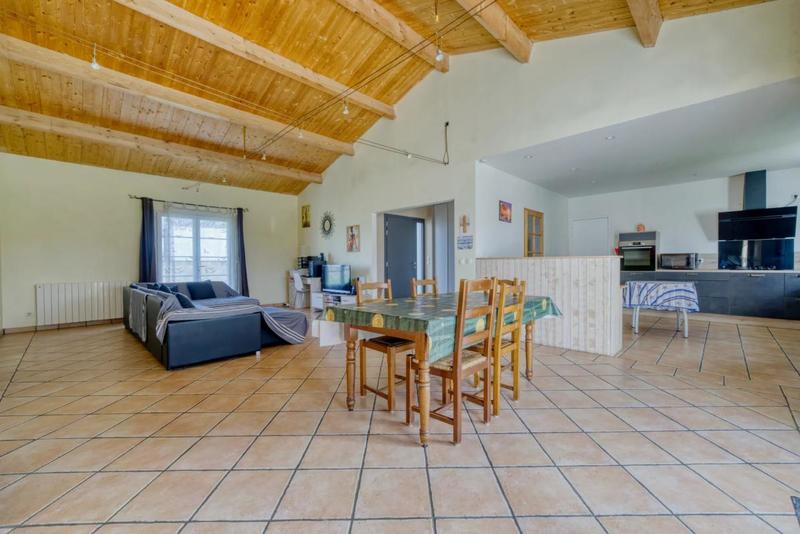 Maison - 134 m² - 4 pièces