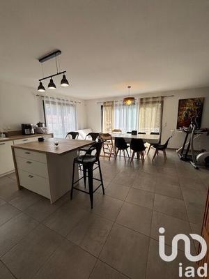 Maison - 112 m² - 4 pièces