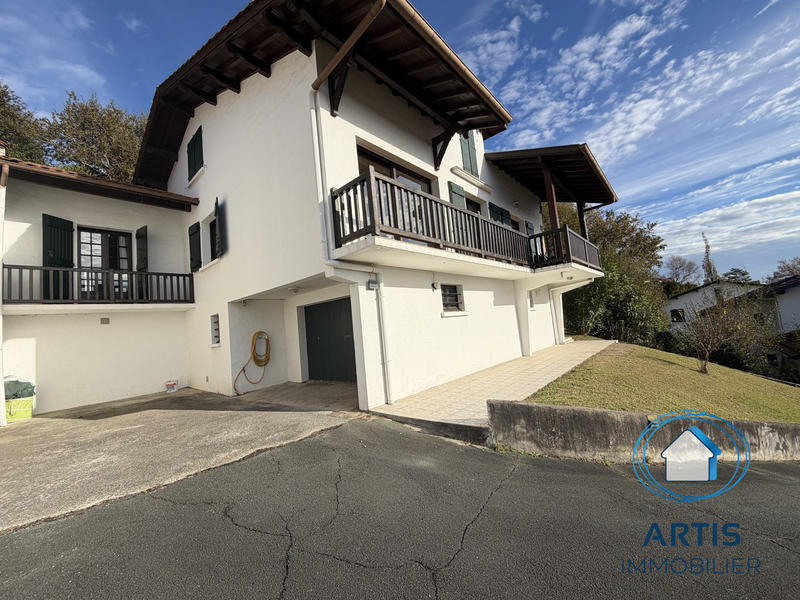 Maison - 145 m² - 5 pièces