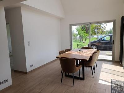 Maison - 172 m² - 9 pièces