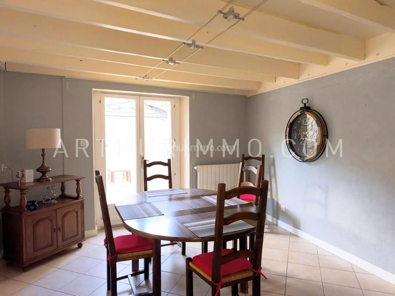 Maison - 151 m² - 4 pièces