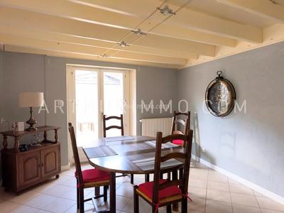 Maison - 151 m² - 4 pièces