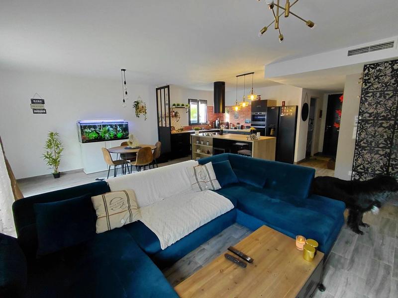 Maison - 94 m² - 4 pièces