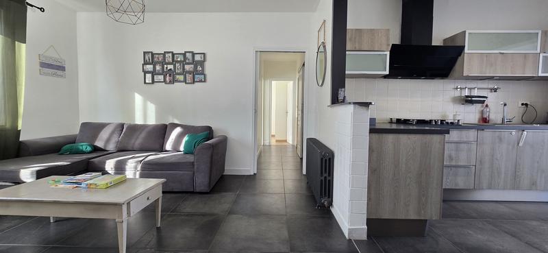 Maison - 140 m² - 8 pièces