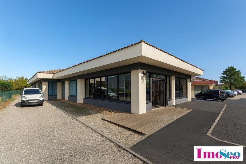 Local d'activité / Entrepôt - 196 m²