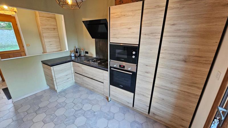 Maison - 250 m² - 7 pièces