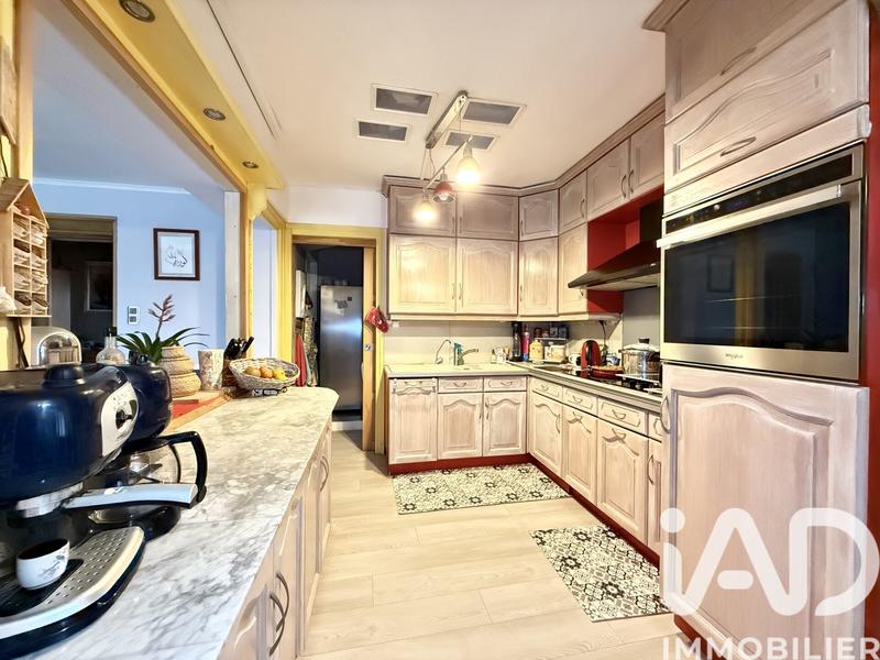 Maison - 191 m² - 5 pièces