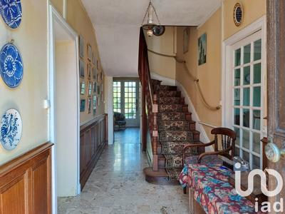 Maison - 280 m² - 12 pièces