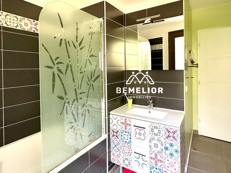 Appartement - 61 m² - 3 pièces