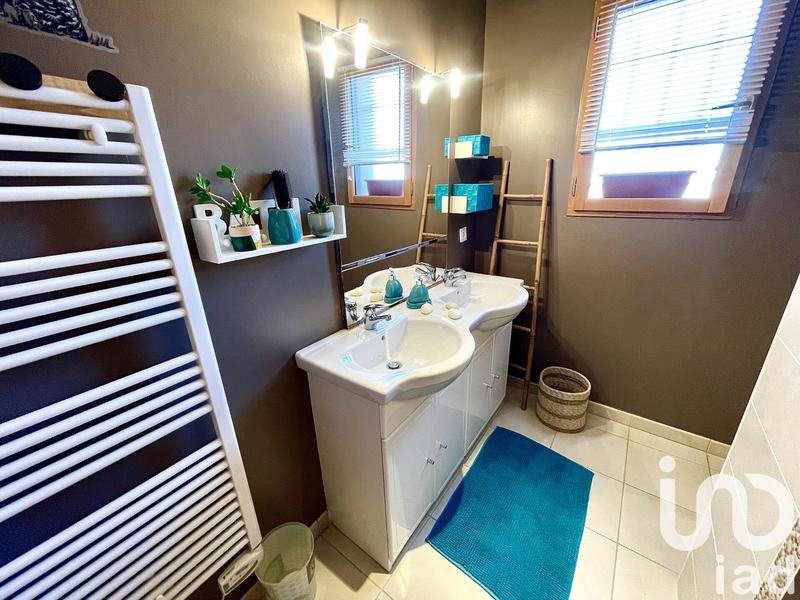 Maison de maîtres - 192 m² - 9 pièces