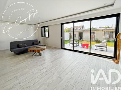Maison - 105 m² - 7 pièces