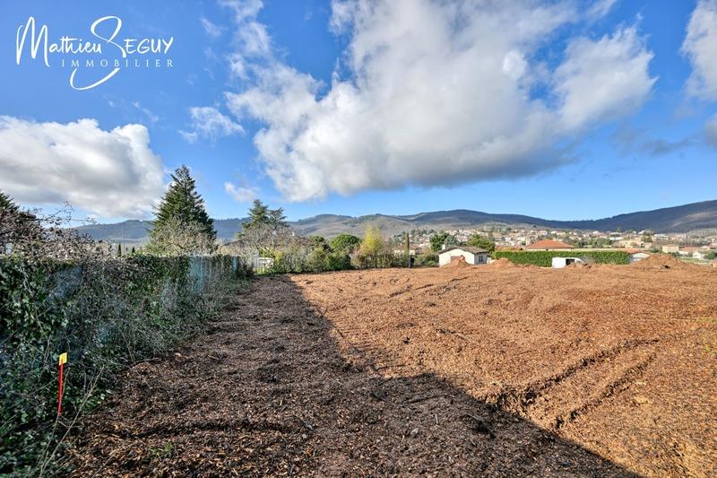 Terrain constructible - 471 m²