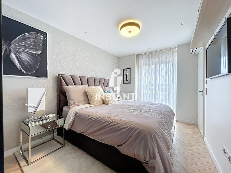 Appartement - 103 m² - 5 pièces