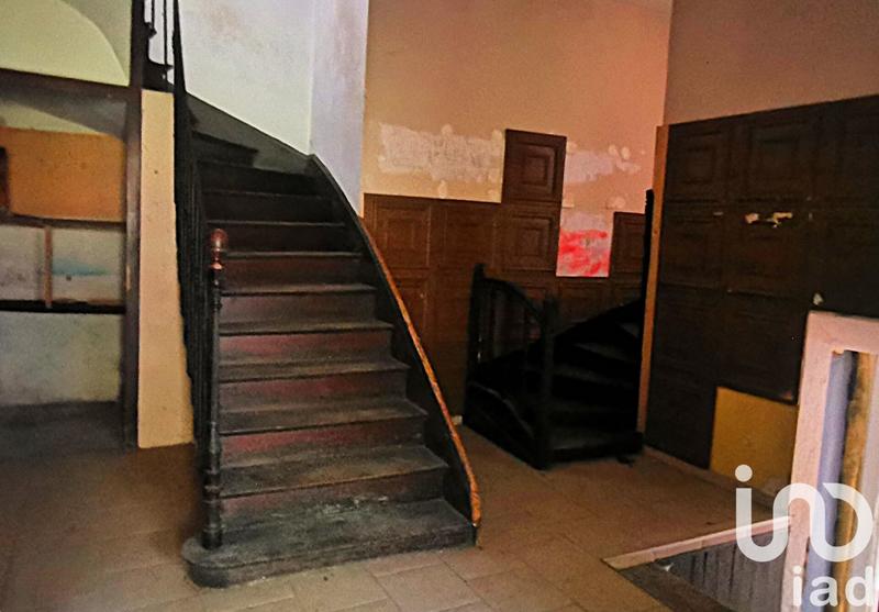 Maison - 180 m² - 9 pièces