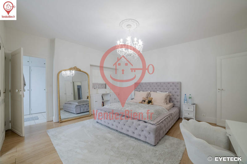 Appartement - 106 m² - 4 pièces