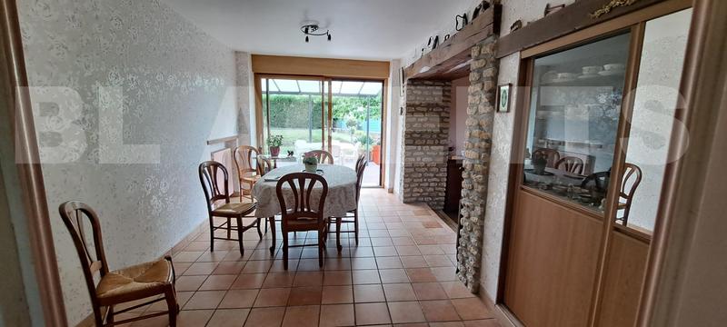 Maison traditionnelle - 167 m² - 6 pièces