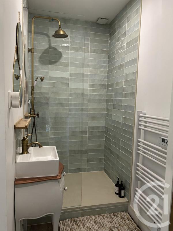 Corps de ferme - 468 m² - 12 pièces