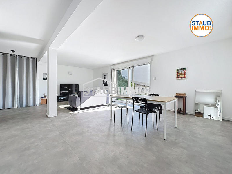 Maison - 80 m² - 5 pièces