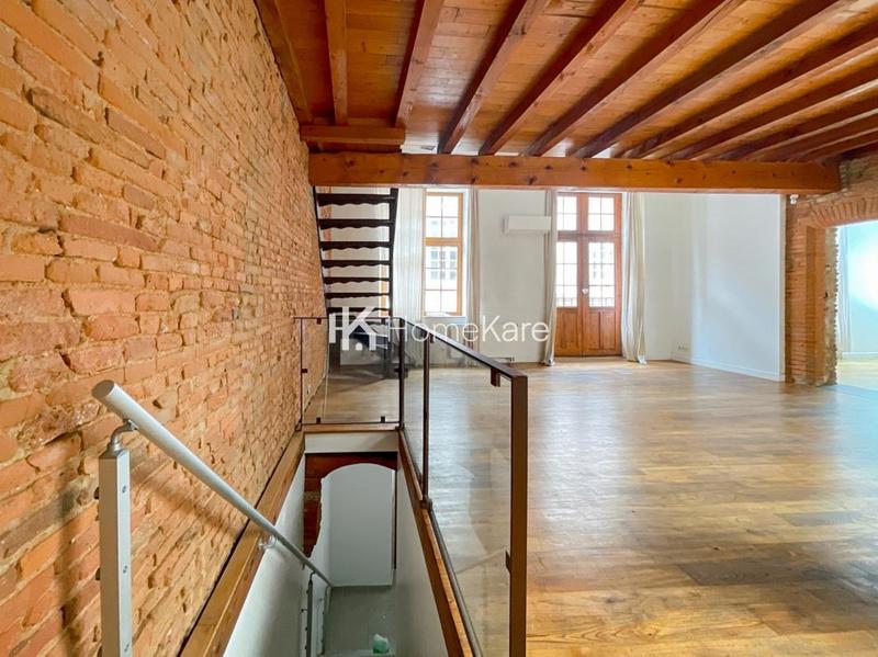 Maison de ville - 210 m² - 5 pièces