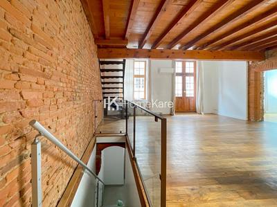 Maison de ville - 210 m² - 5 pièces