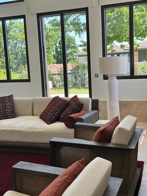 Villa - 353 m² - 8 pièces