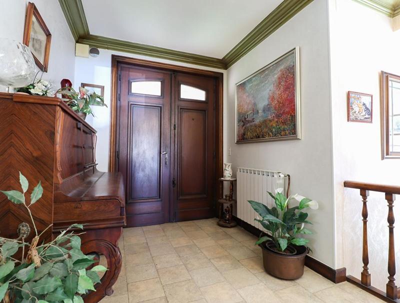 Maison - 163 m² - 8 pièces